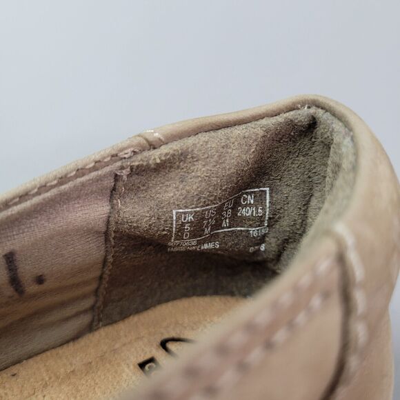 Clarks Beige and Black Flats - Picture 9 of 12